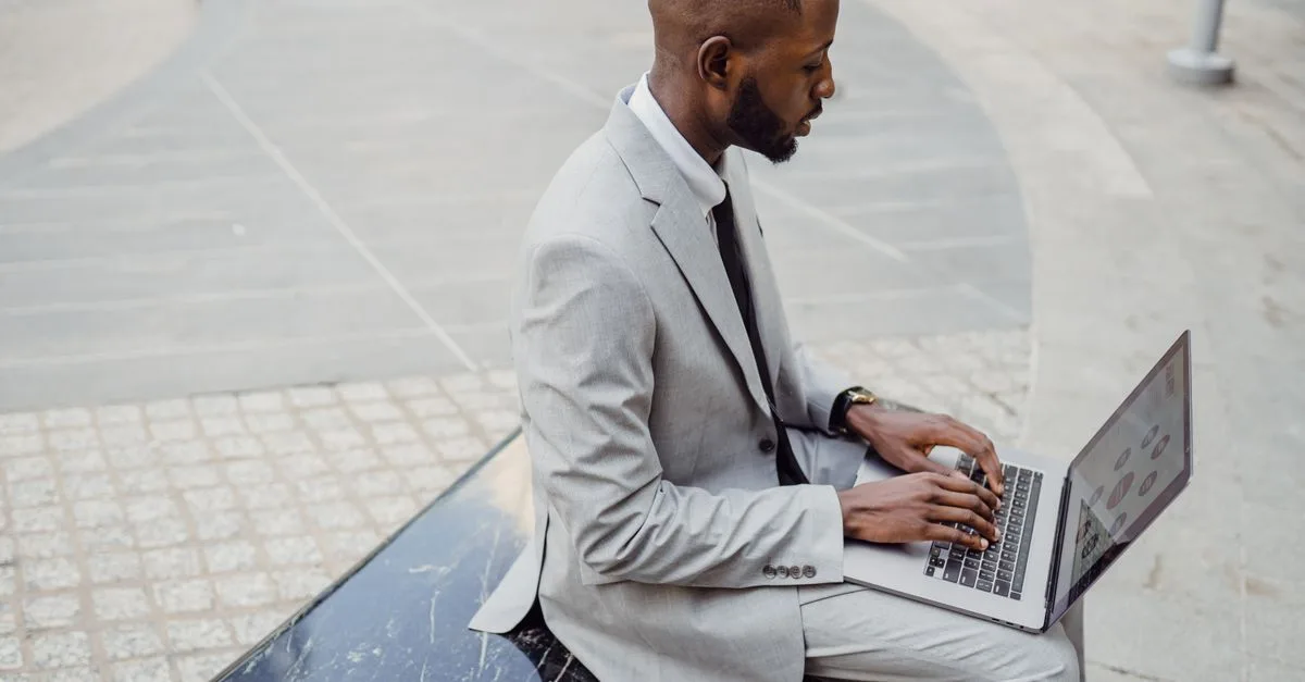 Aide business formanovadigital propose-t-il des outils utiles pour structurer un projet entrepreneurial ?