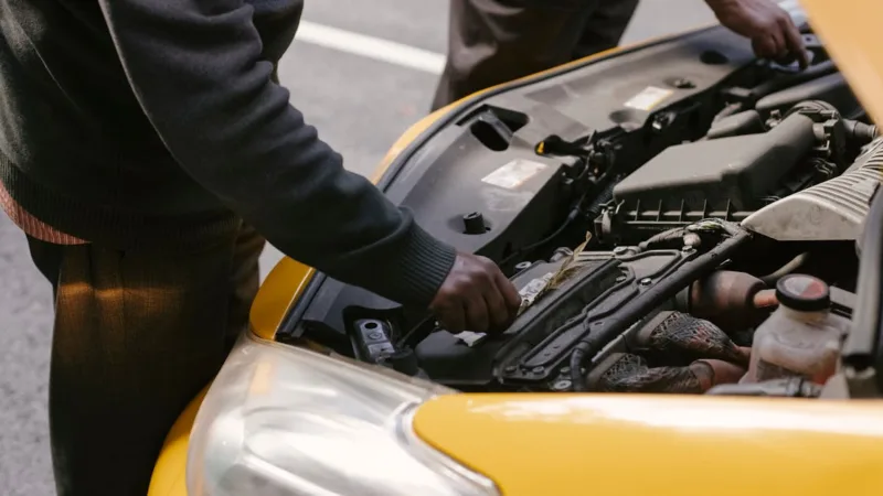 Entretien et assurance pour voitures anciennes autos modernes et motos