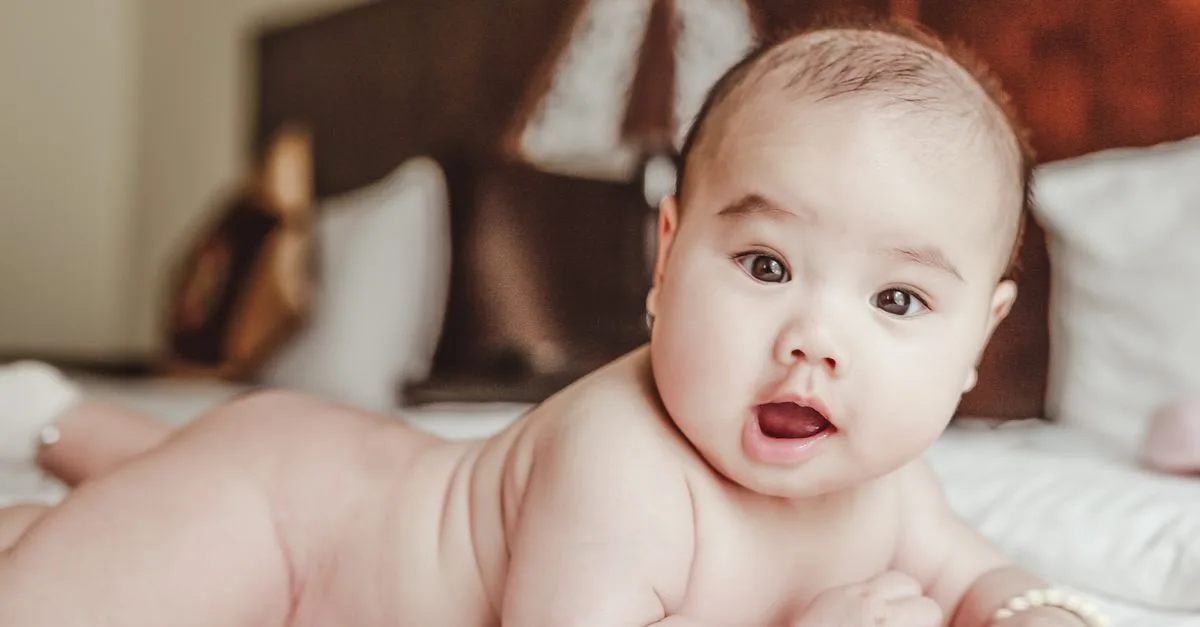 Guide Complet pour Nouveaux Parents : Tout sur le Monde du Bébé