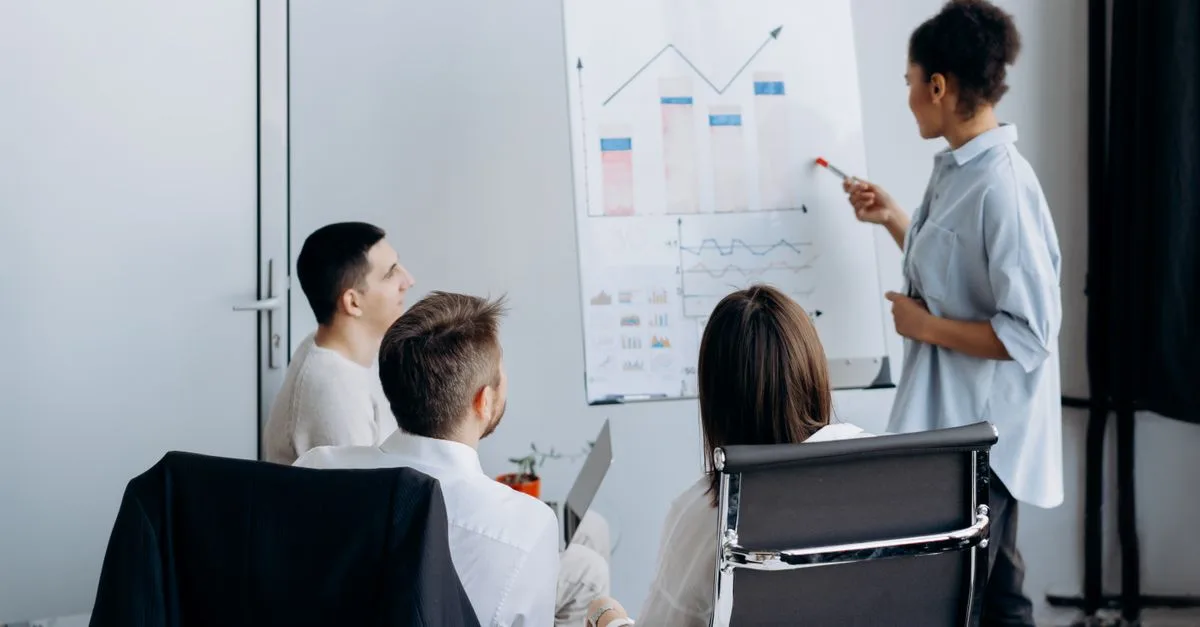 découvrez les formations pour réussir votre reconversion professionnelle, développer de nouvelles compétences et donner un nouvel élan à votre carrière.