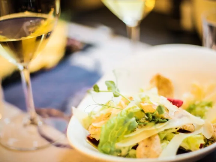 TVA sur les frais de repas professionnels : quelles dépenses permettent une récupération ?